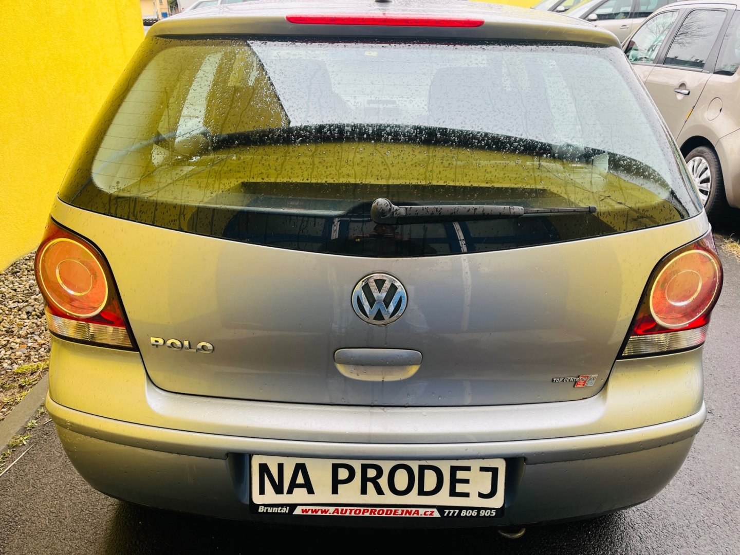 Volkswagen Polo 1.2 i NAJ JEN 120 TIS KM