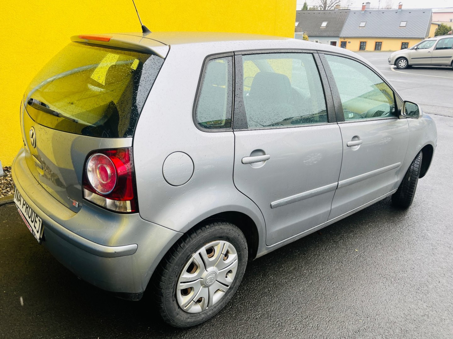 Volkswagen Polo 1.2 i NAJ JEN 120 TIS KM