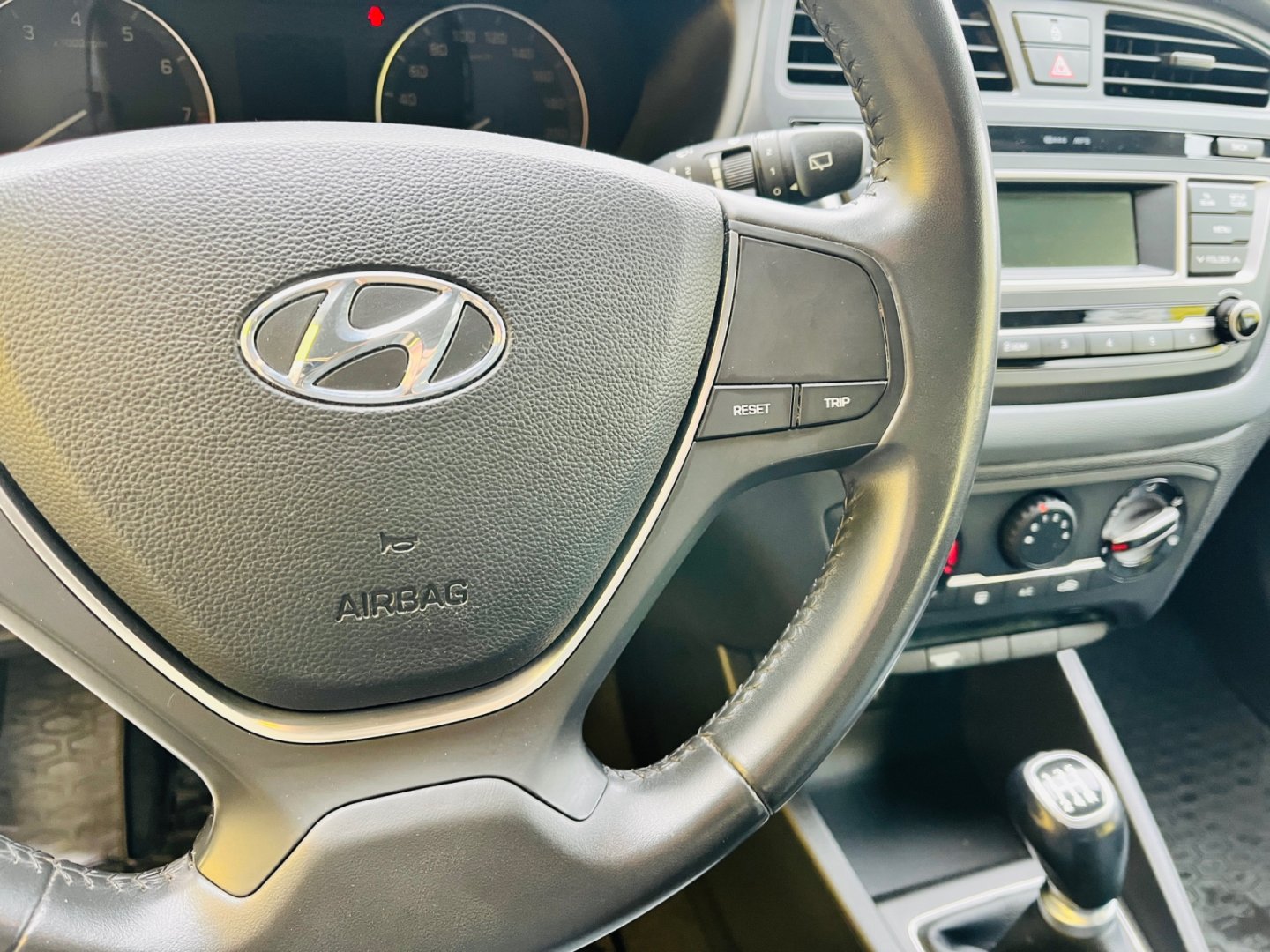 Hyundai i20 1.2 i BENZÍN MALO NAJETO