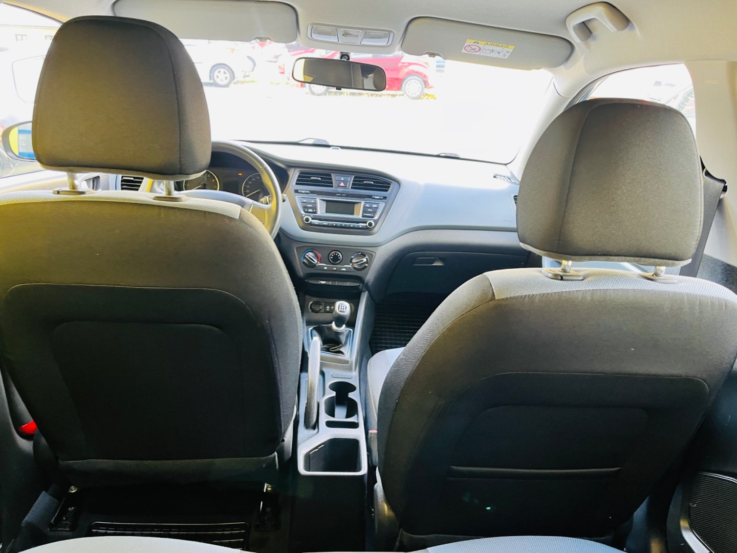 Hyundai i20 1.2 i BENZÍN NAJETO JEN 68 TIS