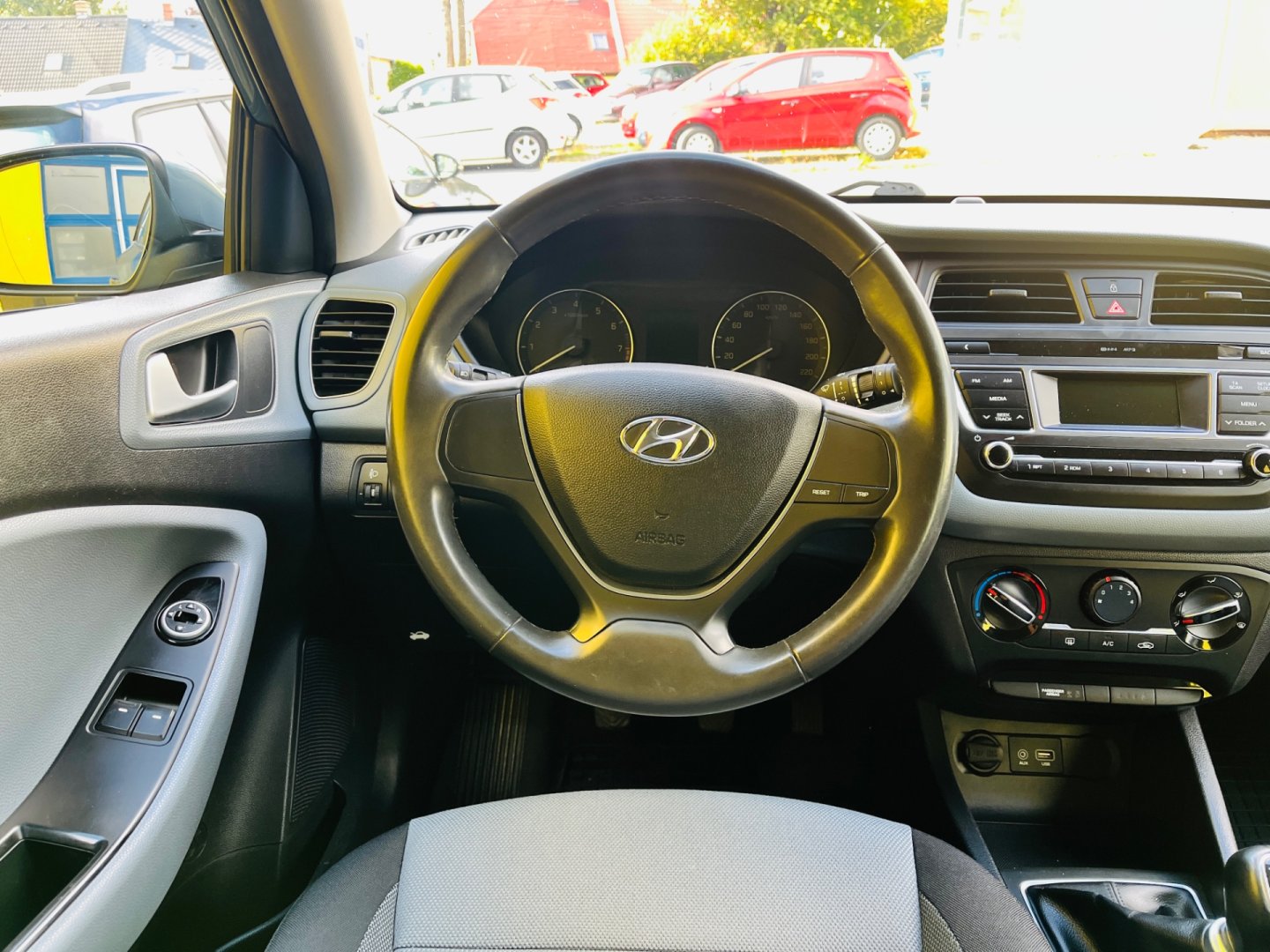 Hyundai i20 1.2 i BENZÍN NAJETO JEN 68 TIS