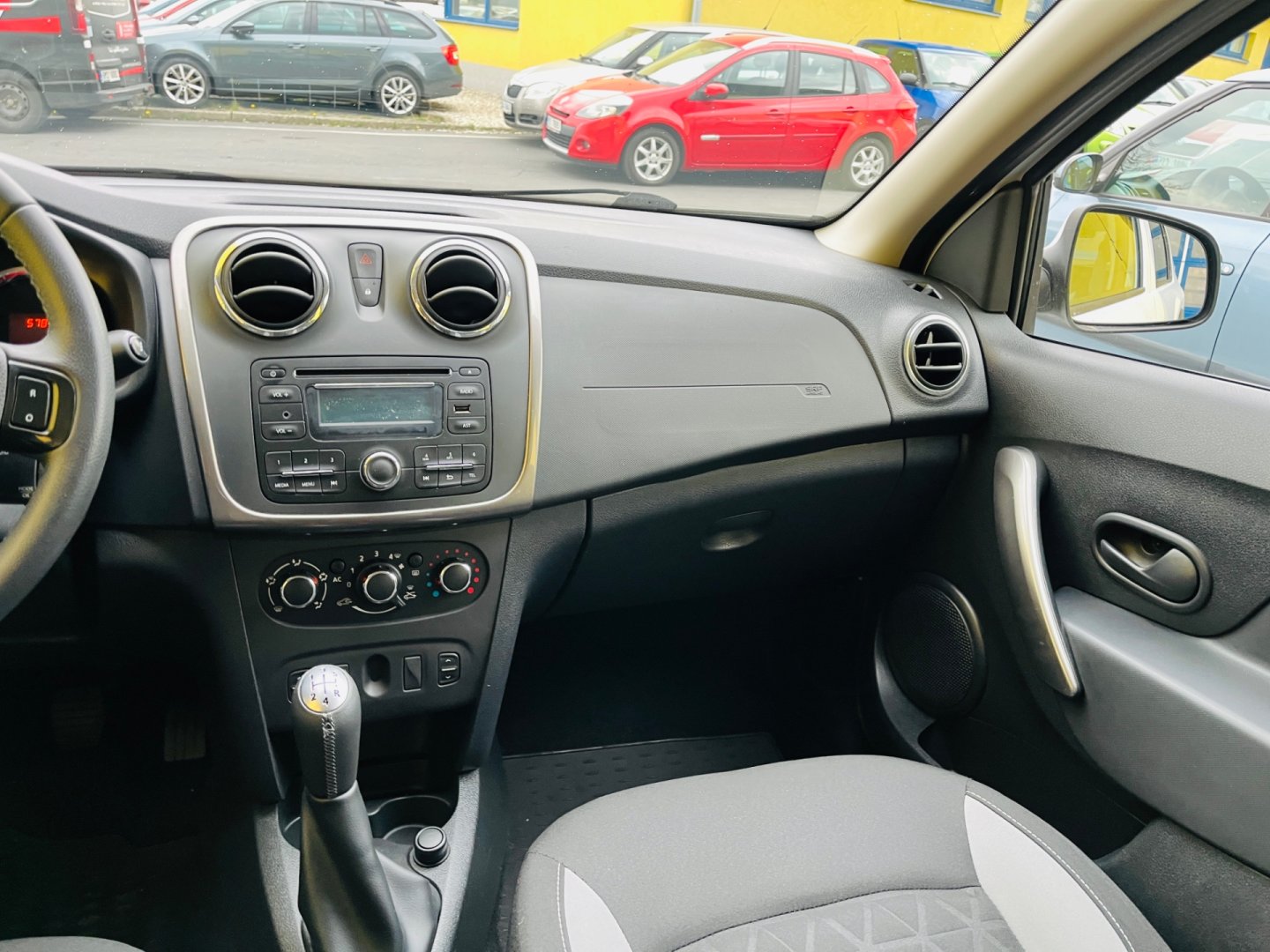 Dacia Sandero 0.9 TCe BENZÍN STEPWAY