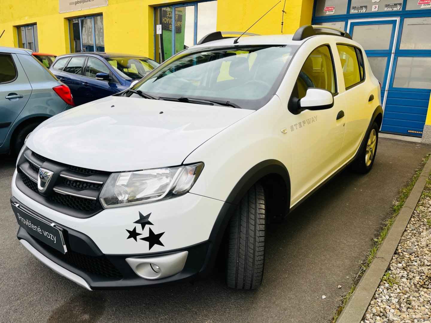 Dacia Sandero 0.9 TCe BENZÍN STEPWAY