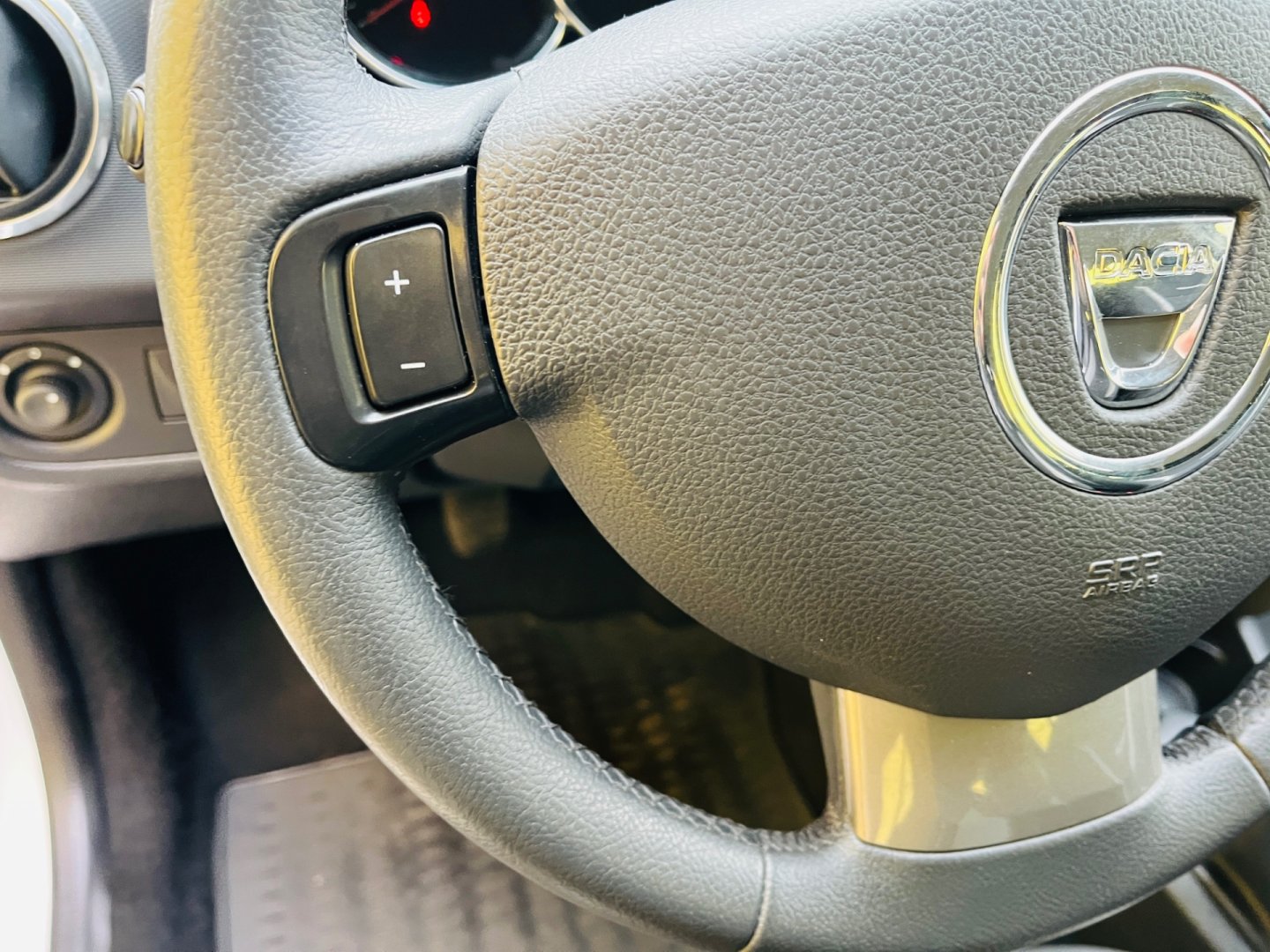 Dacia Sandero 0.9 TCe BENZÍN STEPWAY