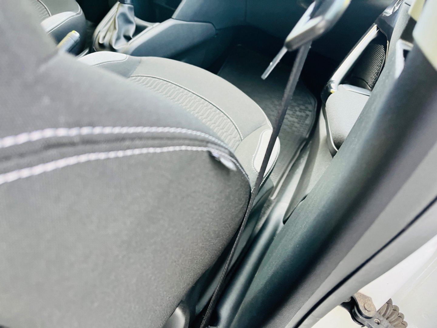 Peugeot 208 1.2 i BENZÍN