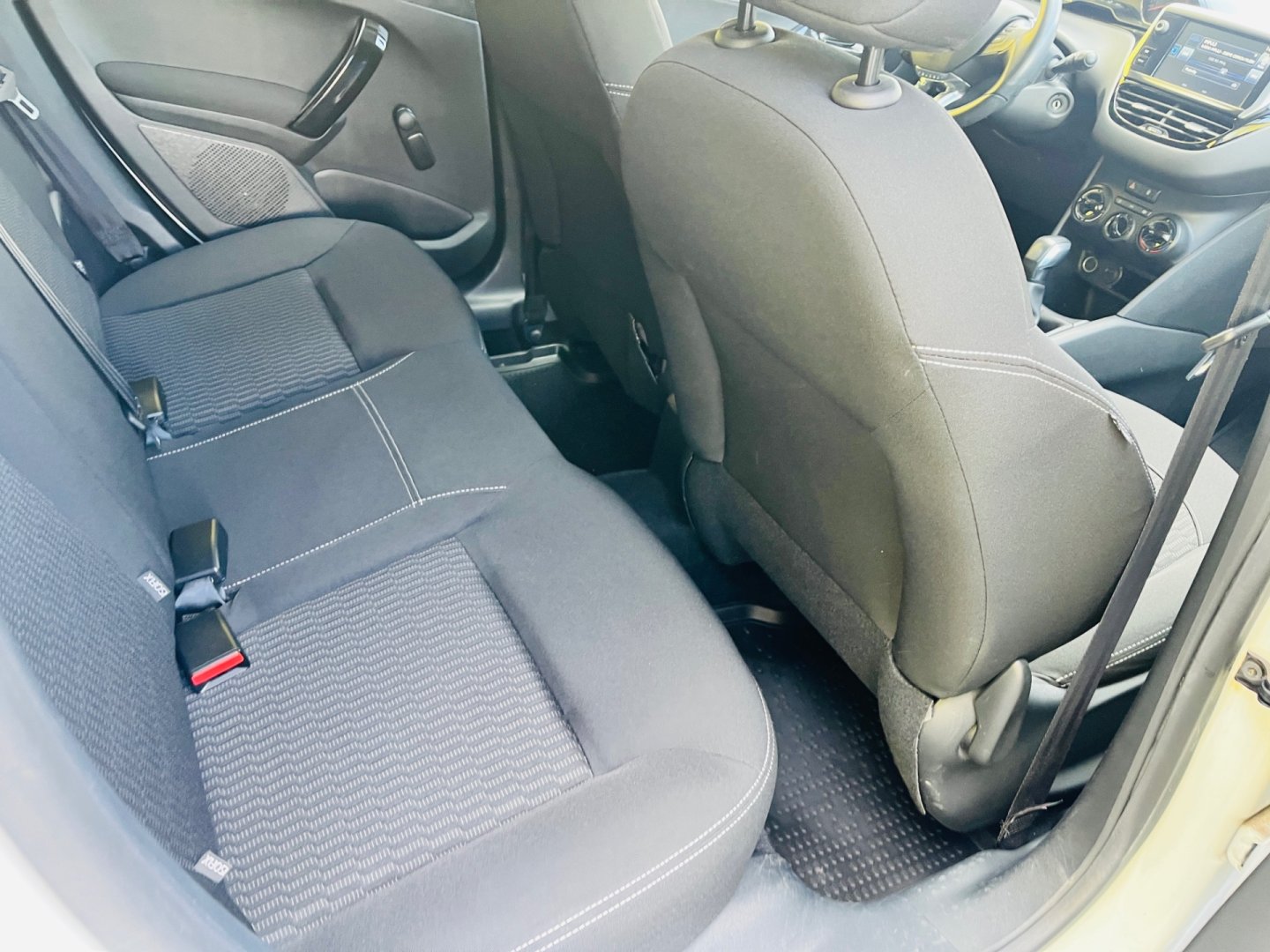 Peugeot 208 1.2 i BENZÍN