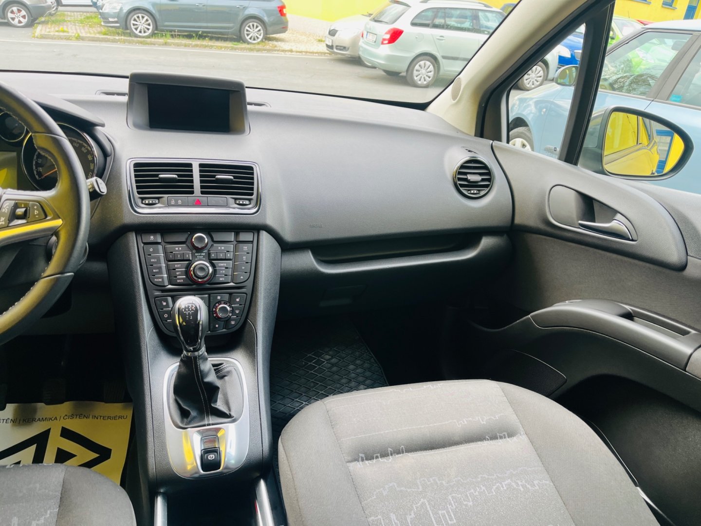 Opel Meriva 1.4 i BENZÍN 88 kW