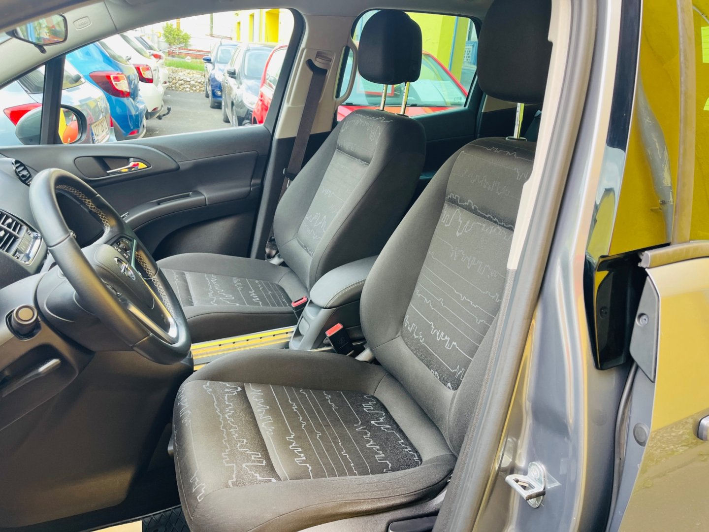Opel Meriva 1.4 i BENZÍN 88 kW