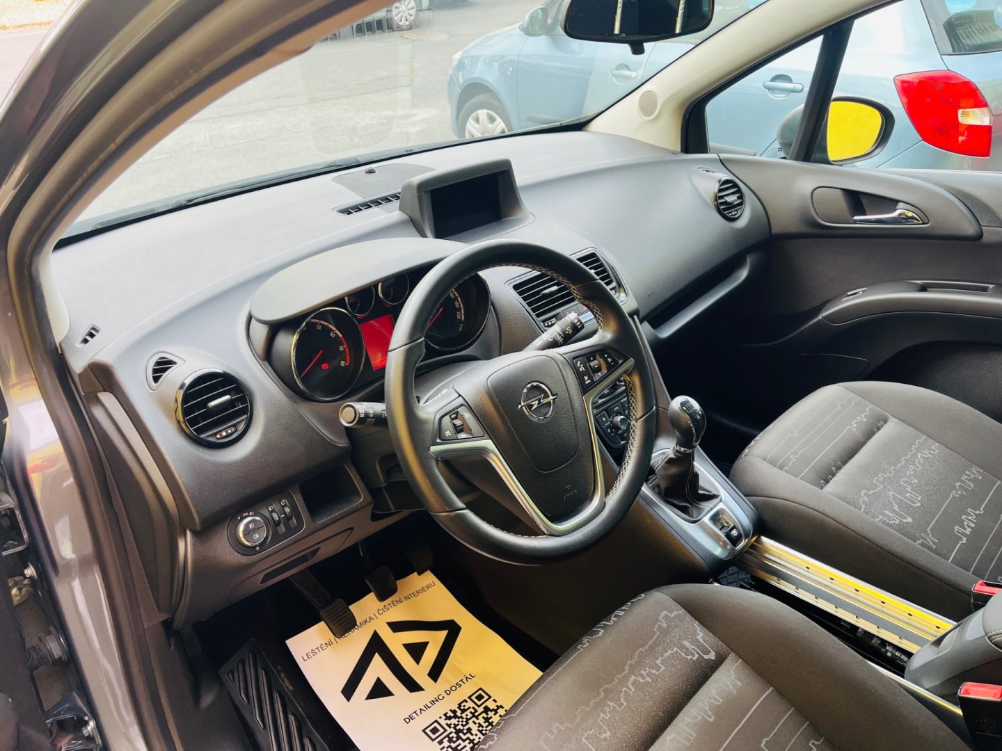 Opel Meriva 1.4 i BENZÍN 88 kW