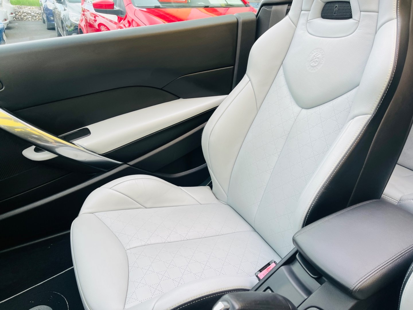 Peugeot 308 1.6 i BENZÍN 115 kW CABRIO