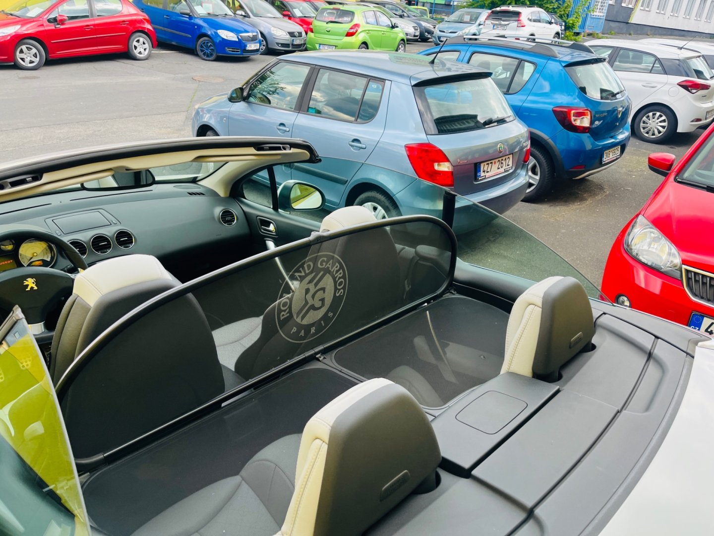 Peugeot 308 1.6 i BENZÍN 115 kW CABRIO