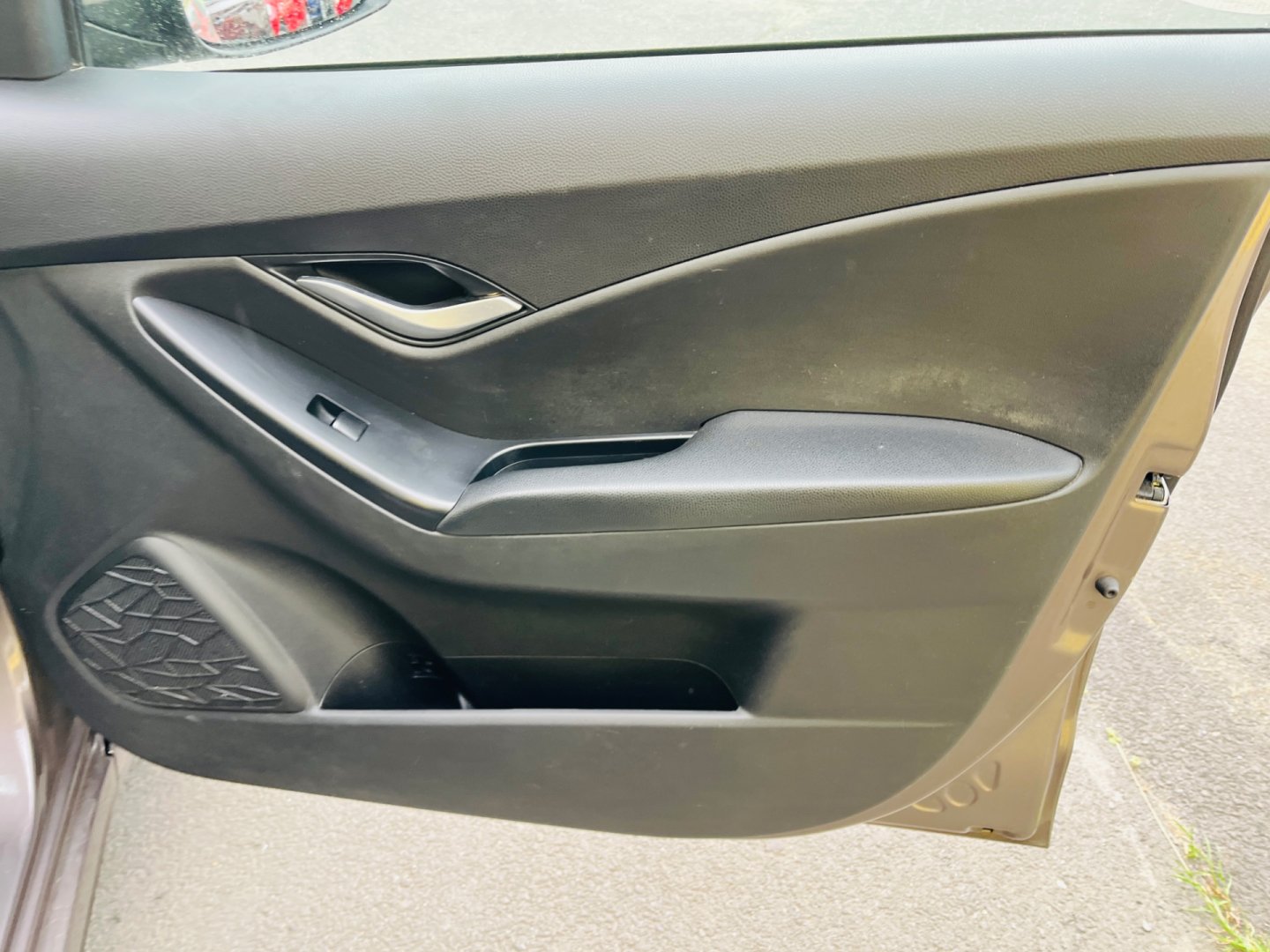 Hyundai ix20 1.6 i BENZÍN 91 kW ALU KOLA