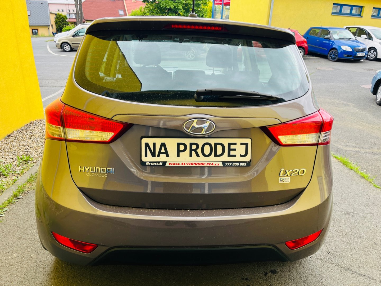 Hyundai ix20 1.6 i BENZÍN 91 kW ALU KOLA