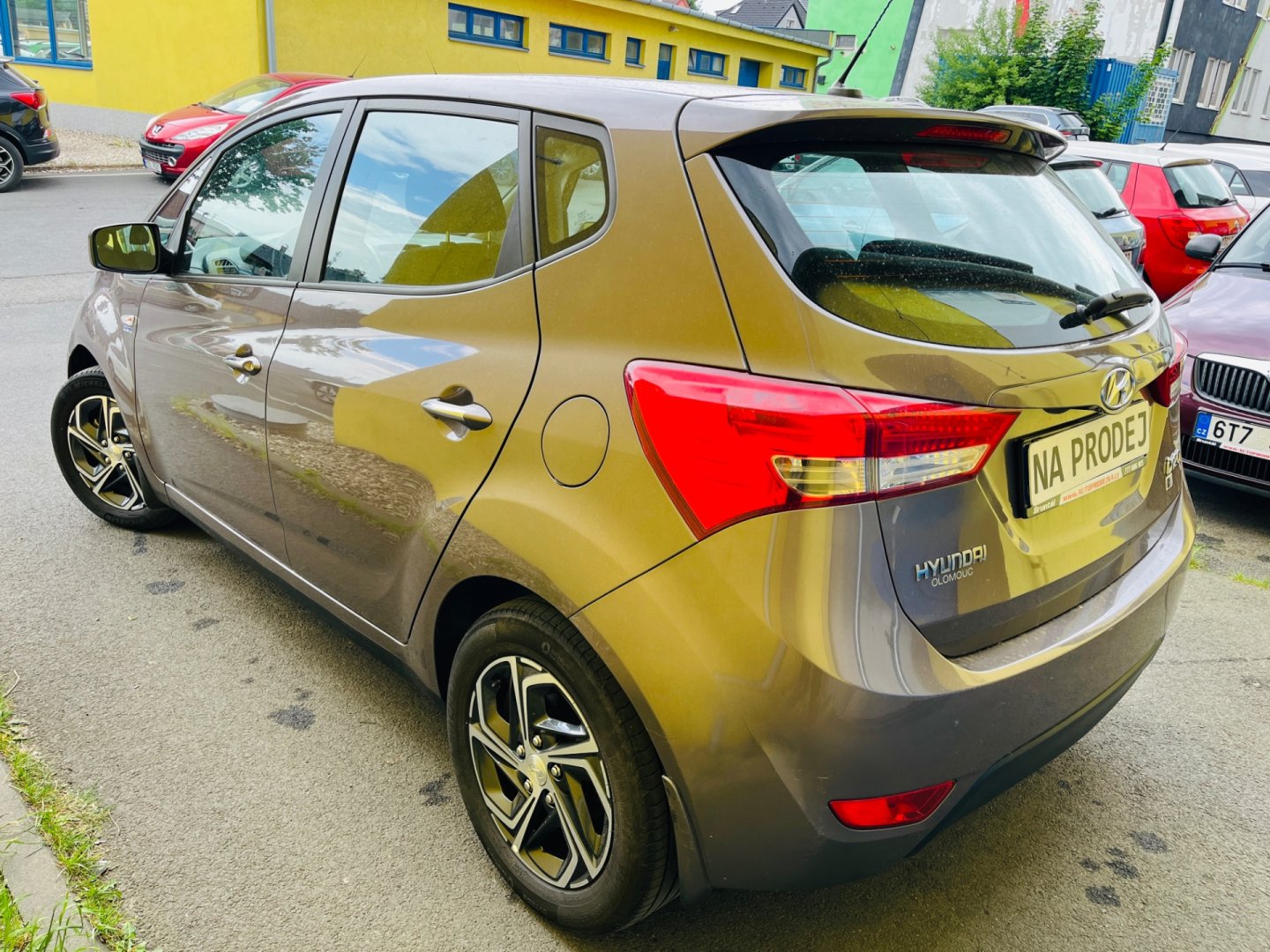 Hyundai ix20 1.6 i BENZÍN 91 kW ALU KOLA