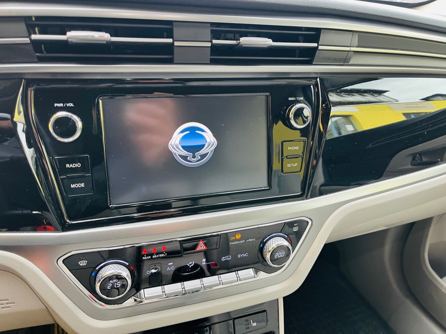 SsangYong Korando 1.5 TGi NAJ 53 TIS KM STYLE+