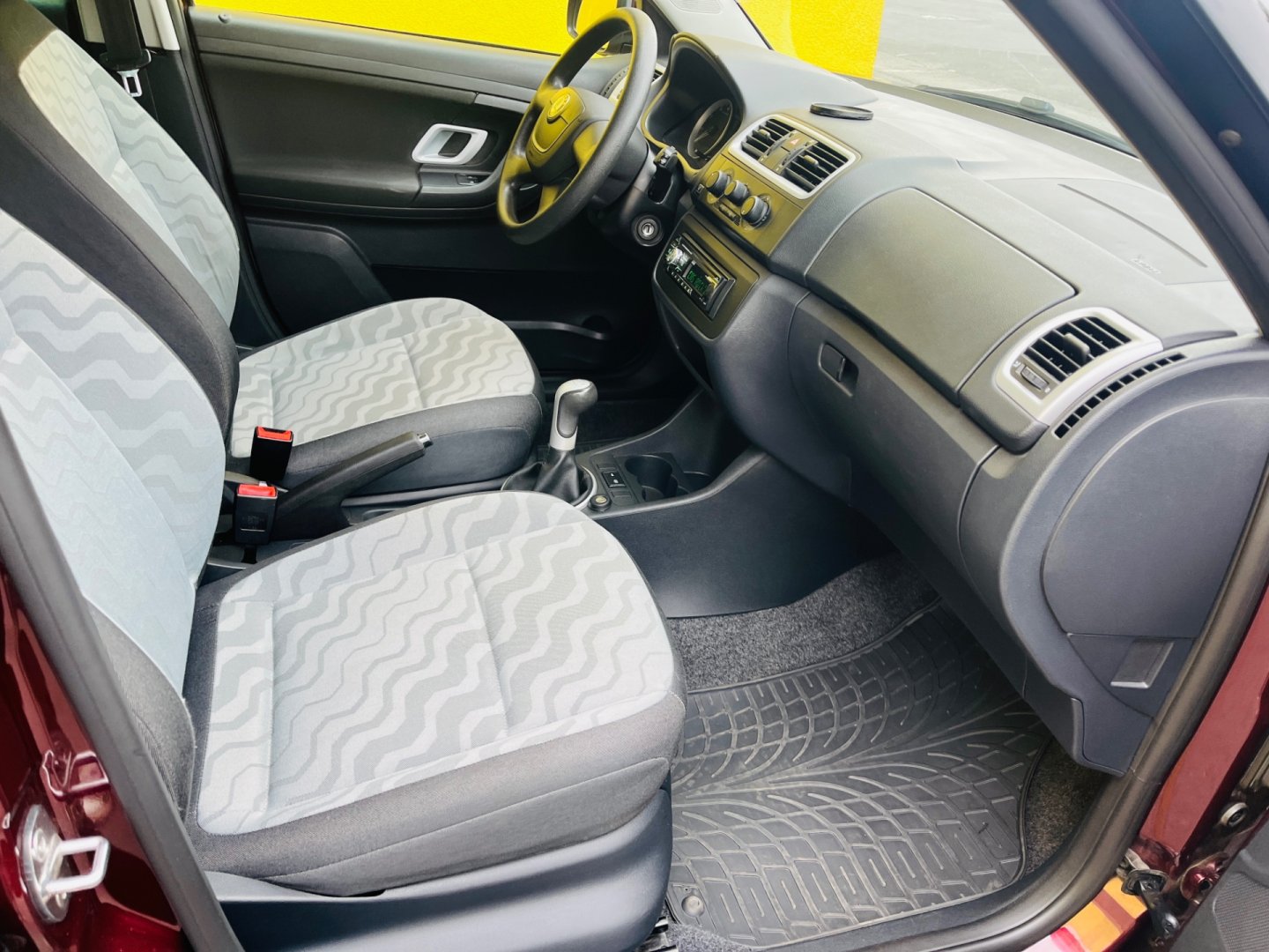 Škoda Fabia 1.2 i BENZÍN NAJ 60 TIS