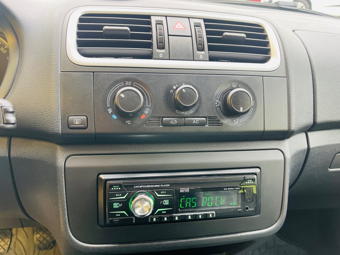 Škoda Fabia 1.2 i BENZÍN NAJ 60 TIS