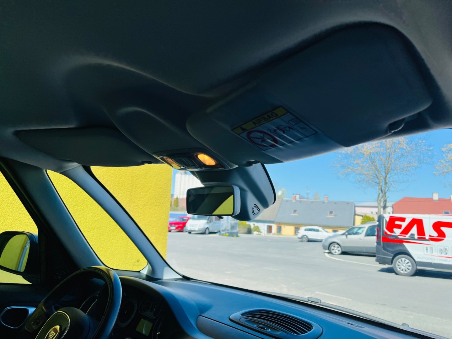 Fiat 500L 0.9 i BENZÍN 77 KW 6 RYCHL