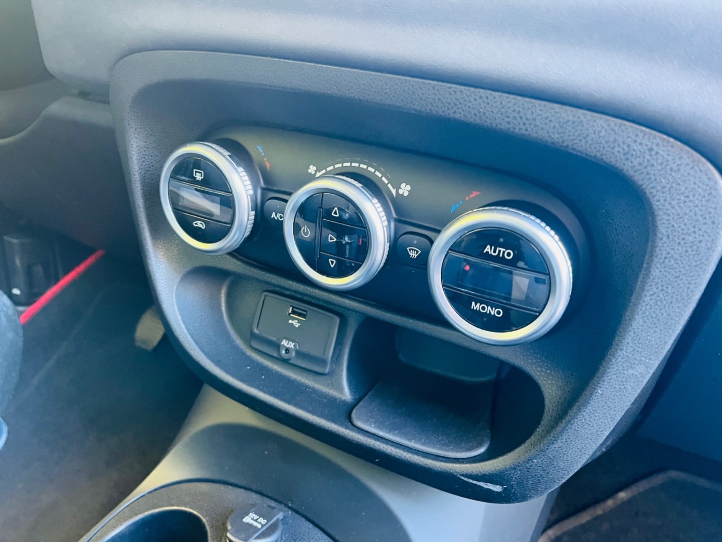 Fiat 500L 0.9 i BENZÍN 77 KW 6 RYCHL