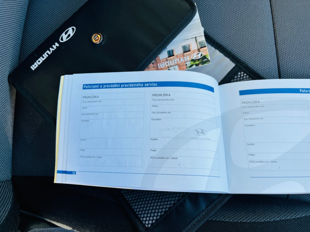 Hyundai i20 1.2 i BENZÍN VYHŘEV SEDADEL GO