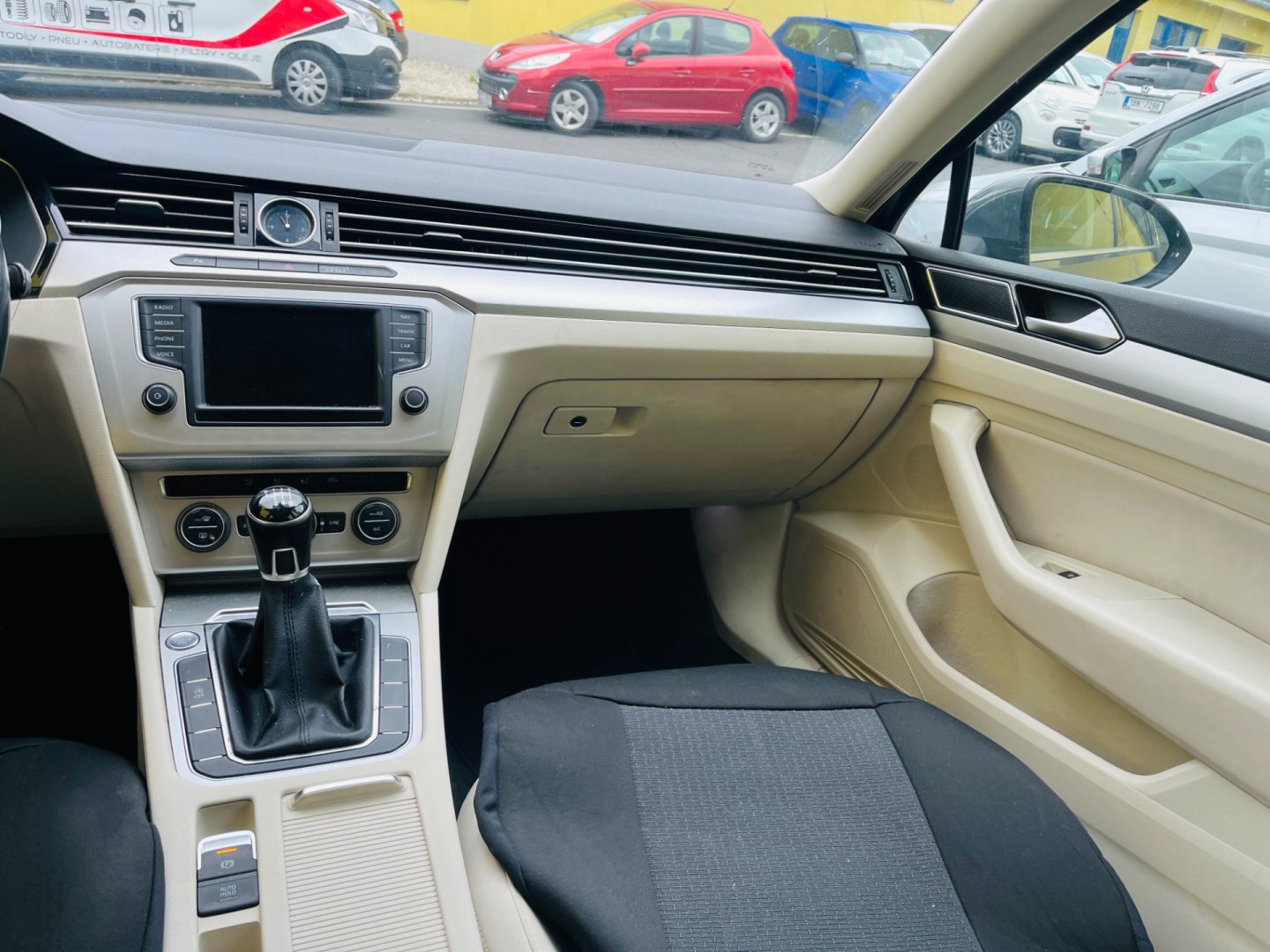 Volkswagen Passat Variant 2.0 Tdi 110 kW 6 RYCHL NAVIGAC