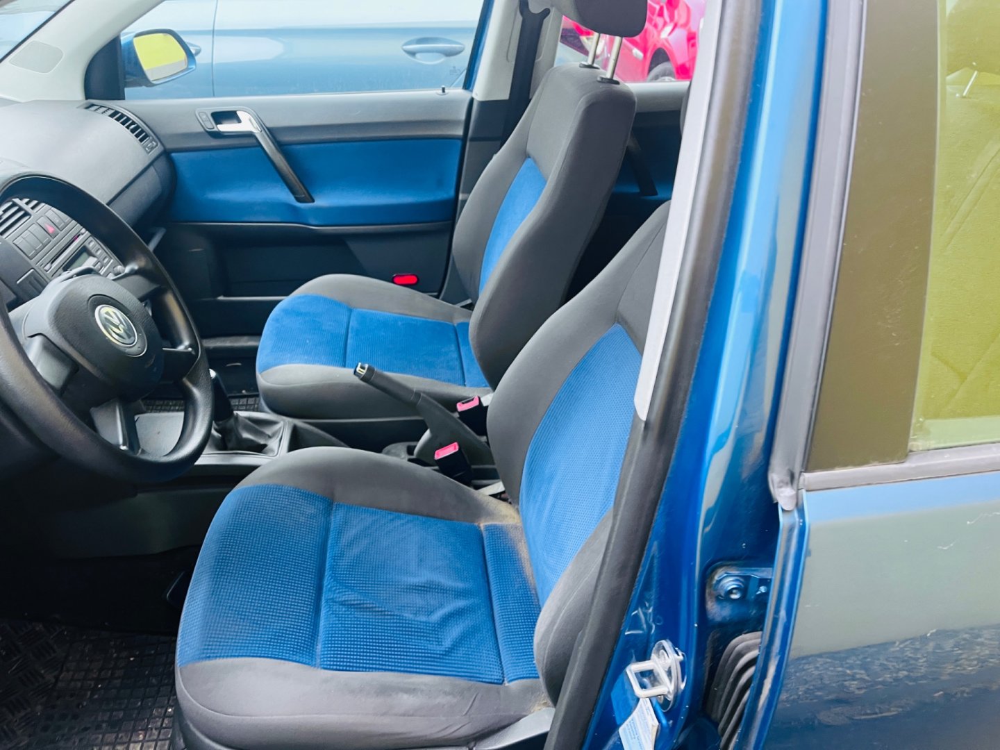 Volkswagen Polo 1.2 i BENZÍN 5 DVEŘÍ KLIMA