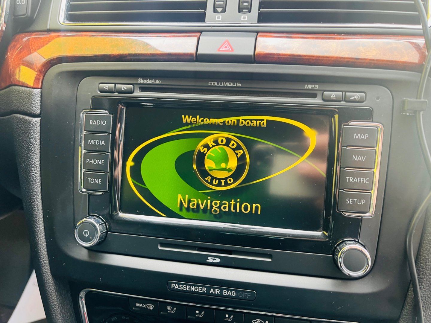 Škoda Superb 2.0 TDI 125 kW 4x4 6 RYCHLOSTÍ