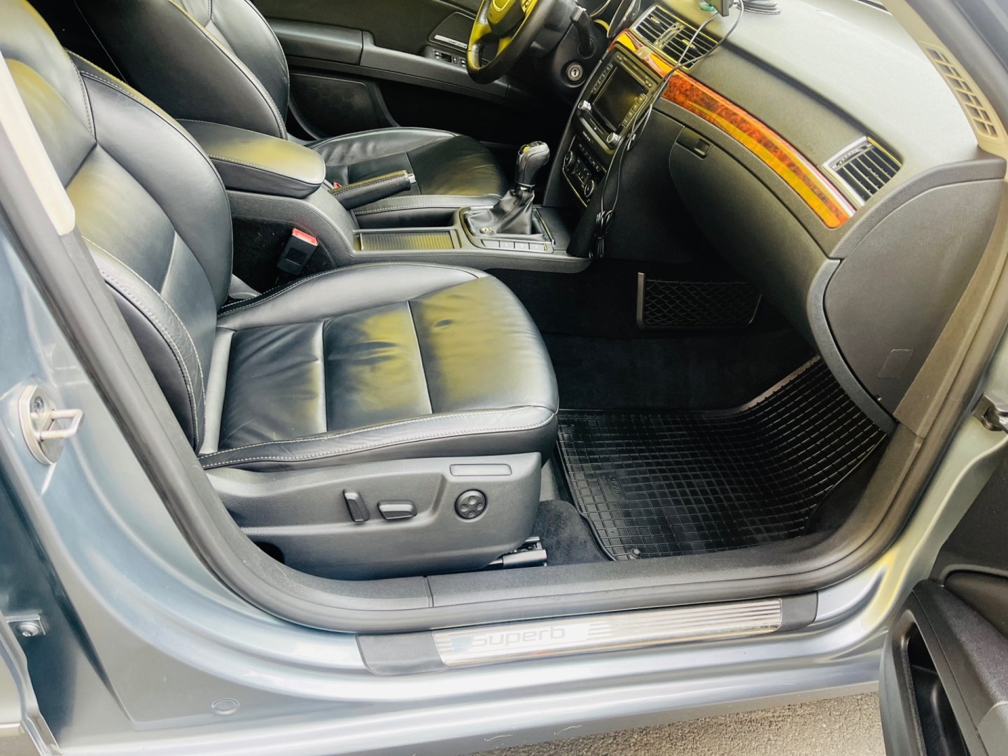 Škoda Superb 2.0 TDI 125 kW 4x4 6 RYCHLOSTÍ