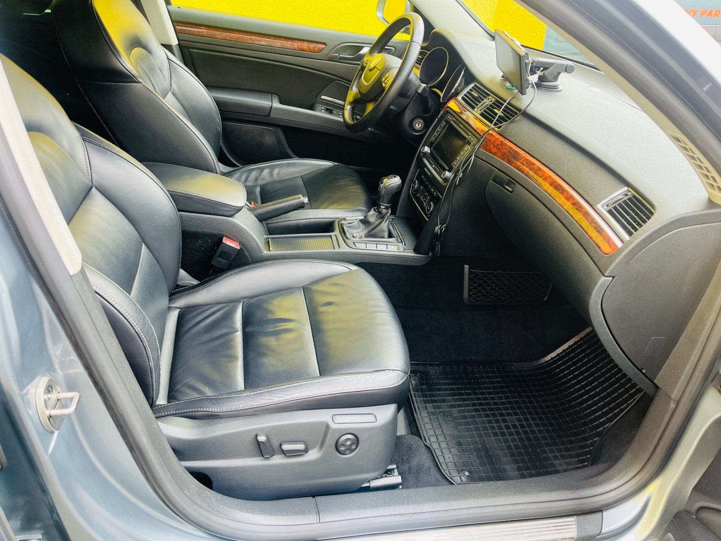 Škoda Superb 2.0 TDI 125 kW 4x4 6 RYCHLOSTÍ
