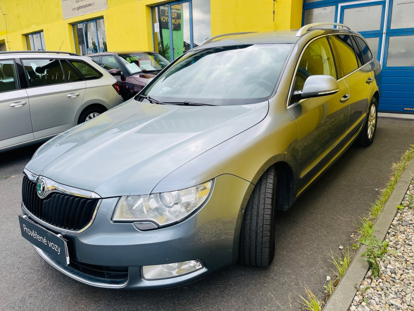 Škoda Superb 2.0 TDI 125 kW 4x4 6 RYCHLOSTÍ