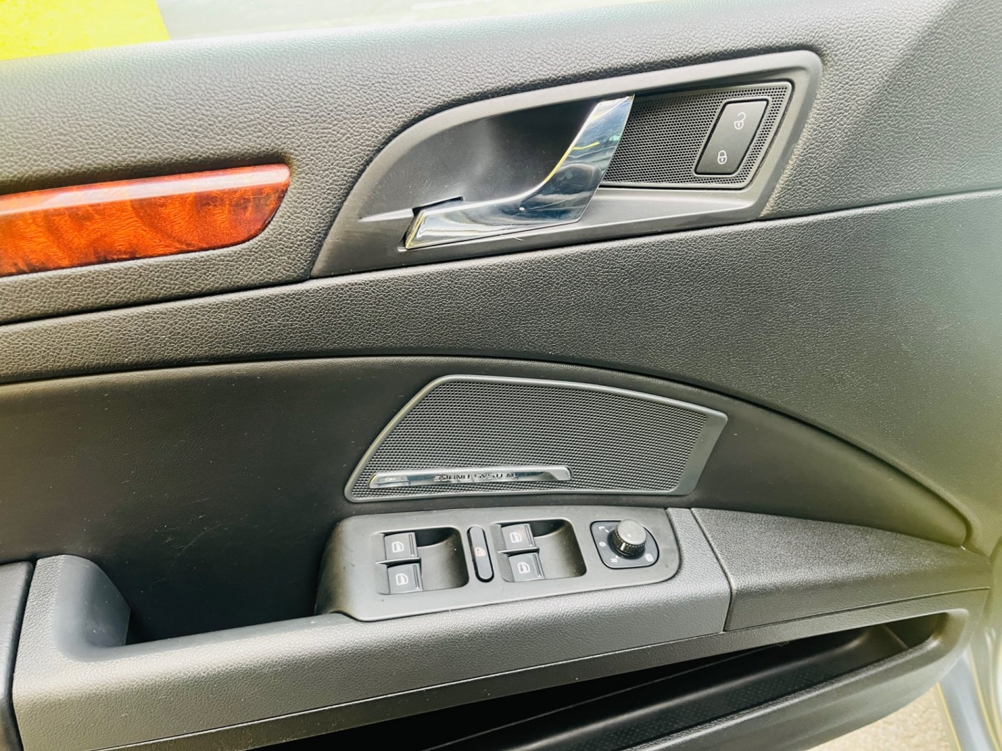 Škoda Superb 2.0 TDI 125 kW 4x4 6 RYCHLOSTÍ