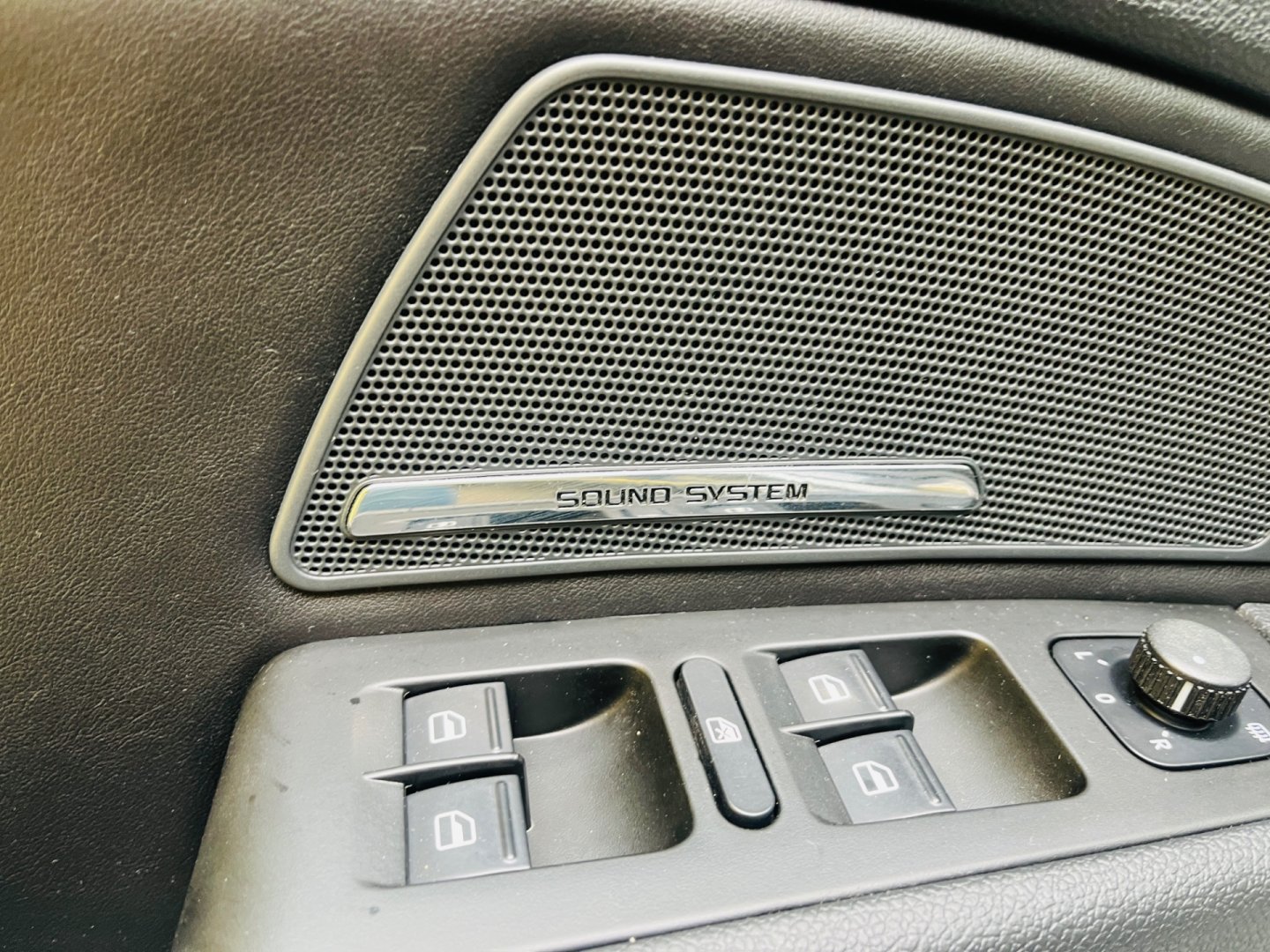 Škoda Superb 2.0 TDI 125 kW 4x4 6 RYCHLOSTÍ