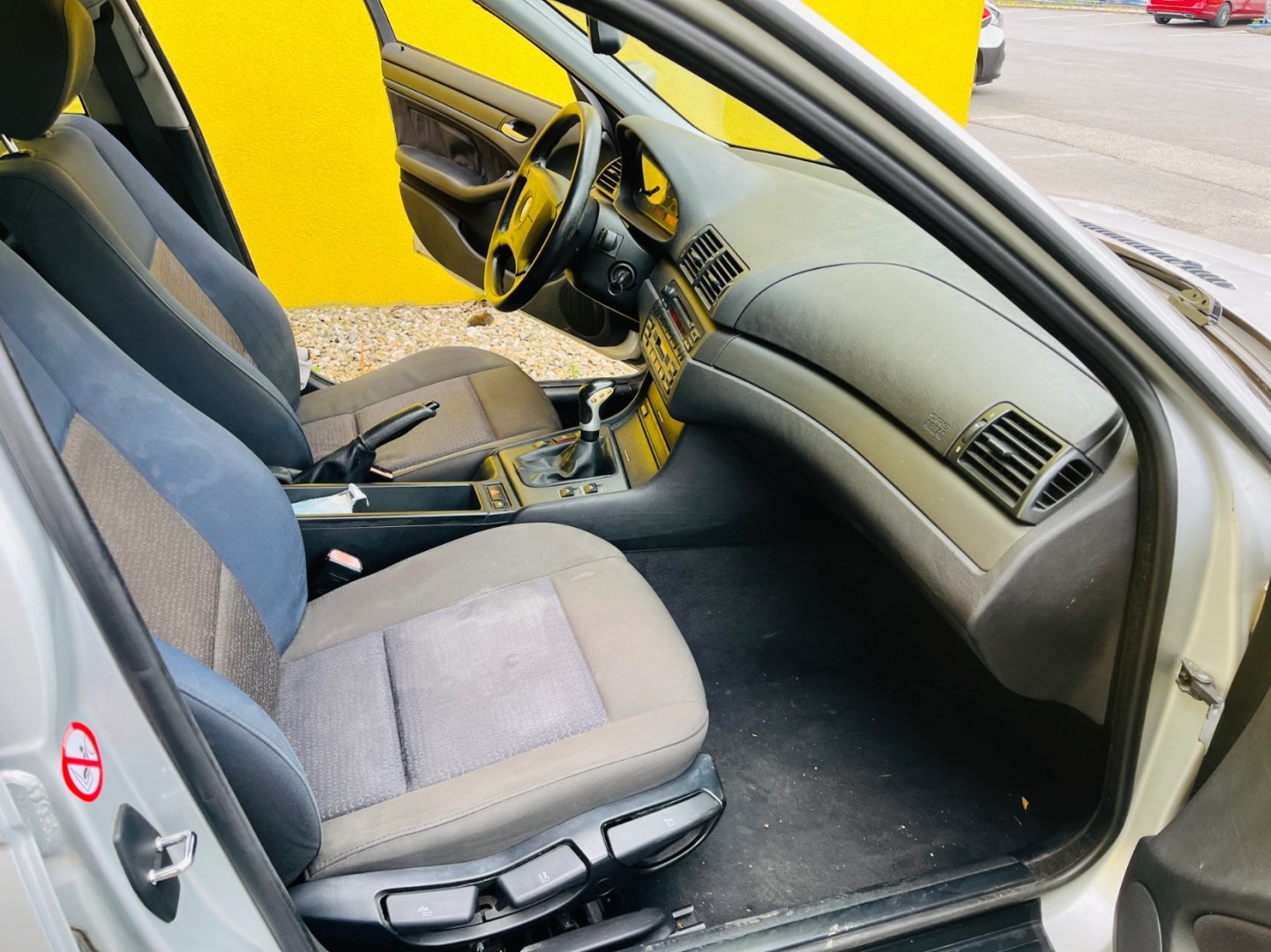 BMW Řada 3 320d 110 kW 5 RYCHLOSTÍ