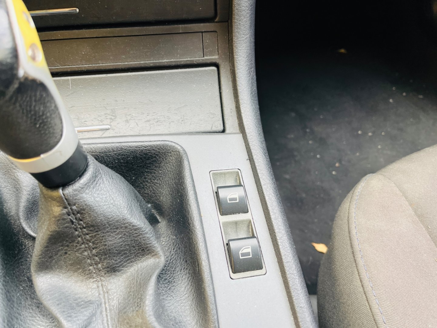 BMW Řada 3 320d 110 kW 5 RYCHLOSTÍ