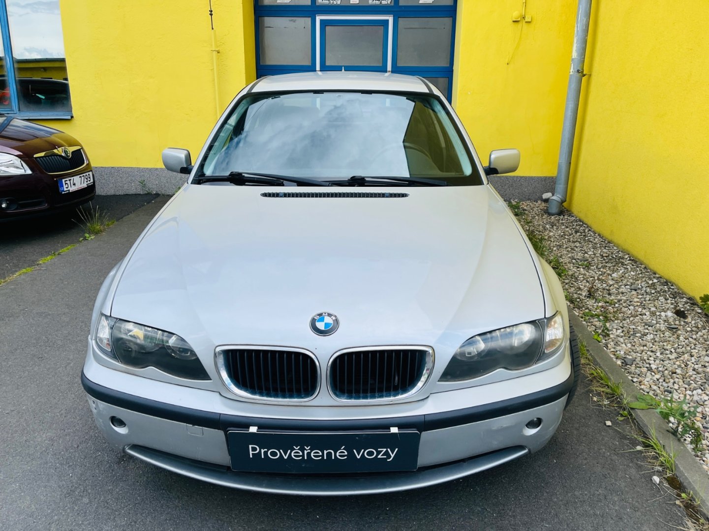 BMW Řada 3 320d 110 kW 5 RYCHLOSTÍ