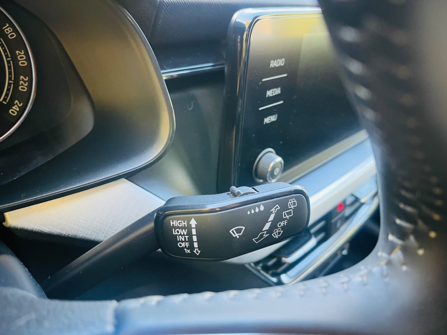 Škoda Scala 1.0 Tsi 81 kW 6 RYCHL VYHŘEV