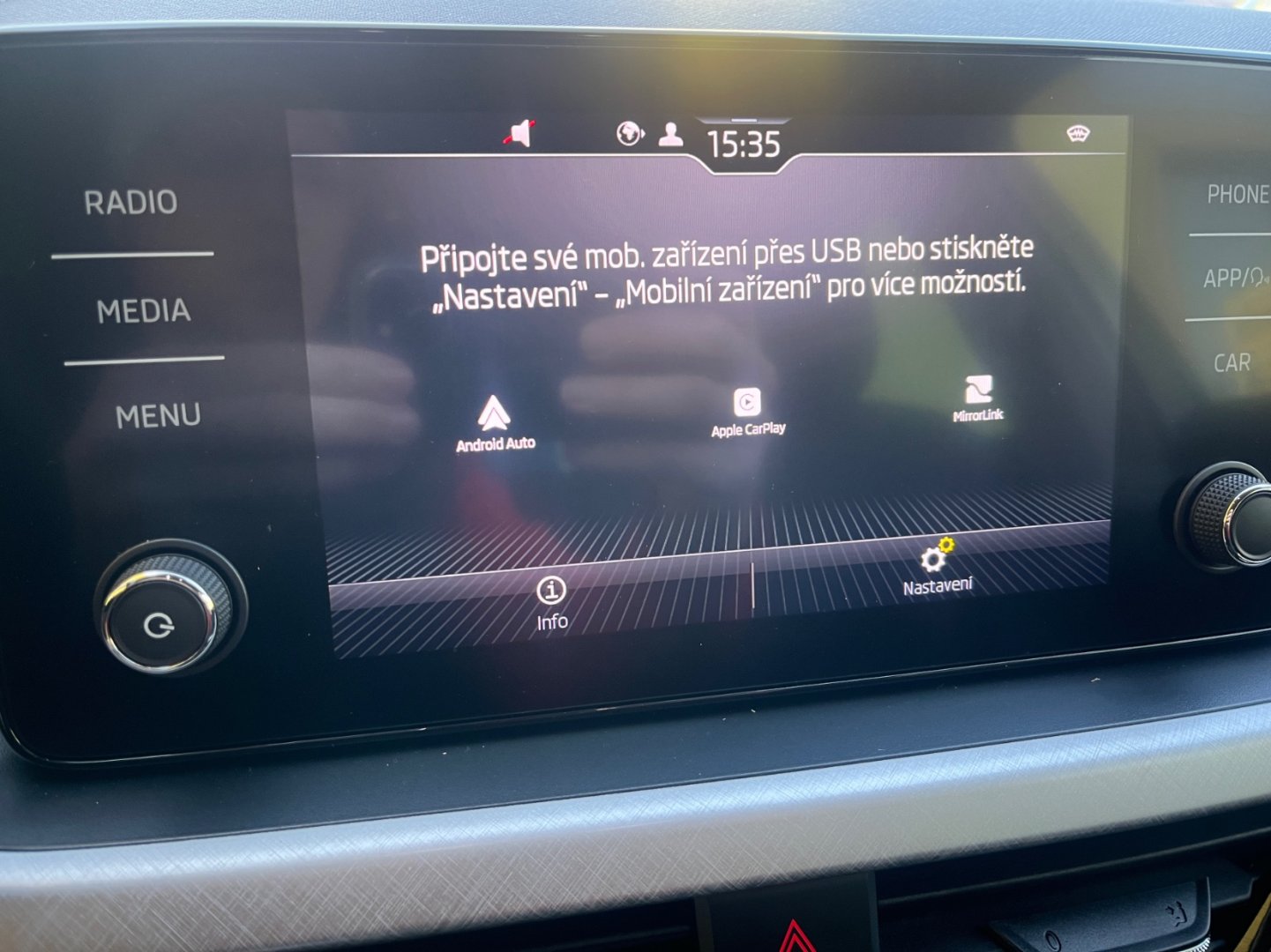 Škoda Scala 1.0 Tsi 81 kW 6 RYCHL VYHŘEV