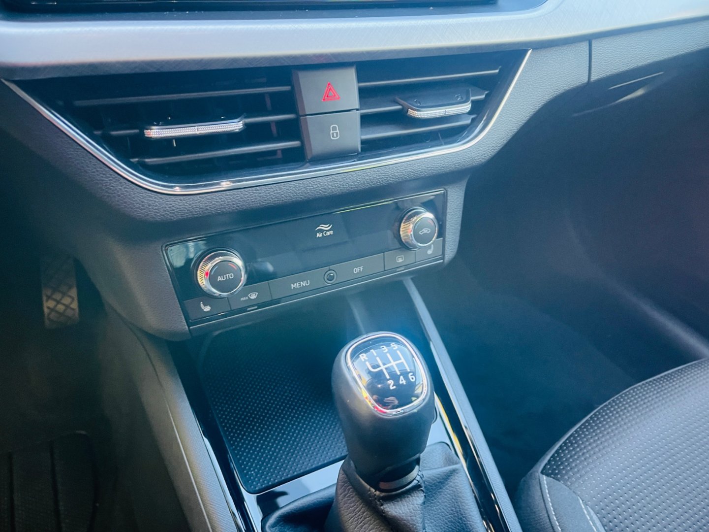 Škoda Scala 1.0 Tsi 81 kW 6 RYCHL VYHŘEV