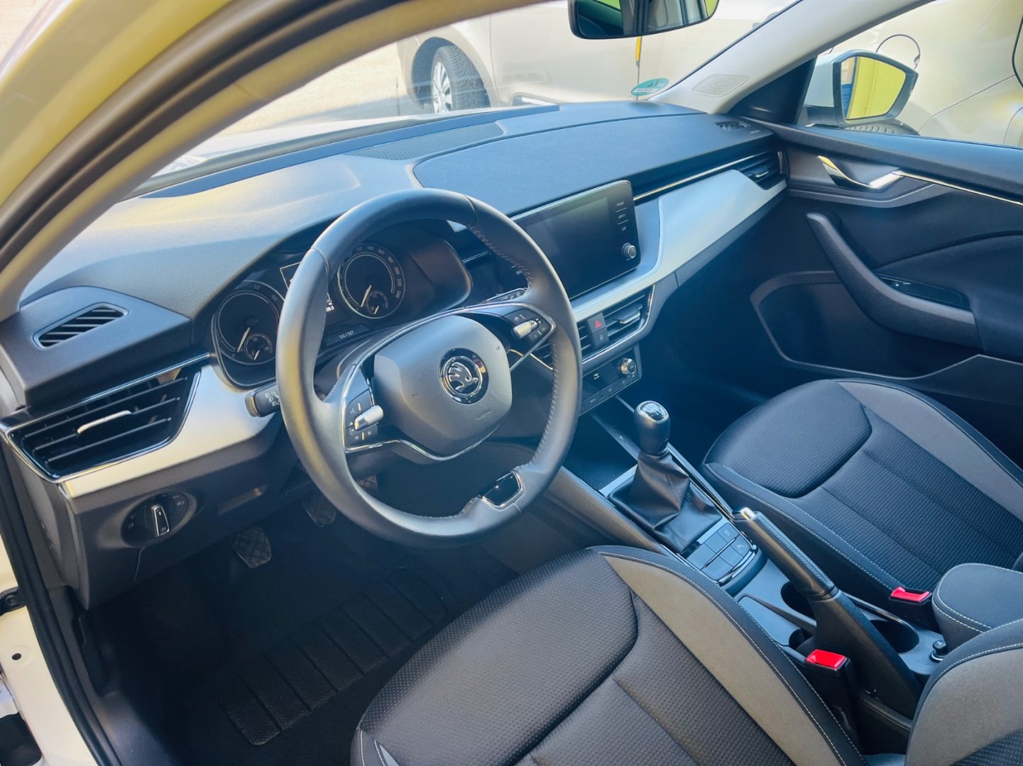 Škoda Scala 1.0 Tsi 81 kW 6 RYCHL VYHŘEV