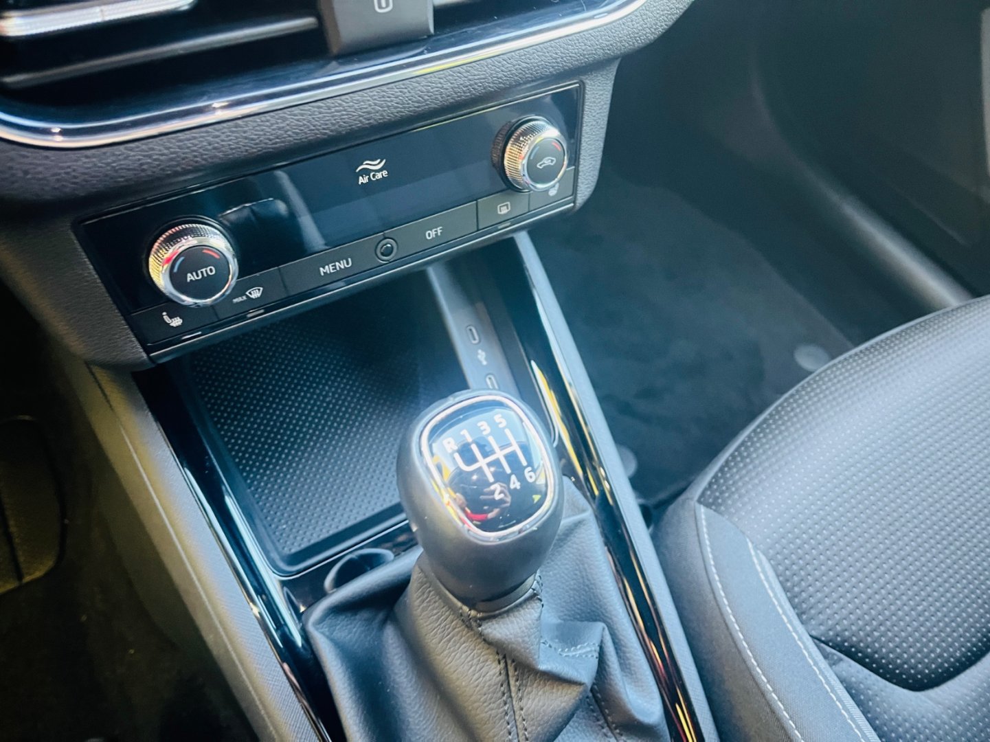 Škoda Scala 1.0 Tsi 81 kW 6 RYCHL VYHŘEV