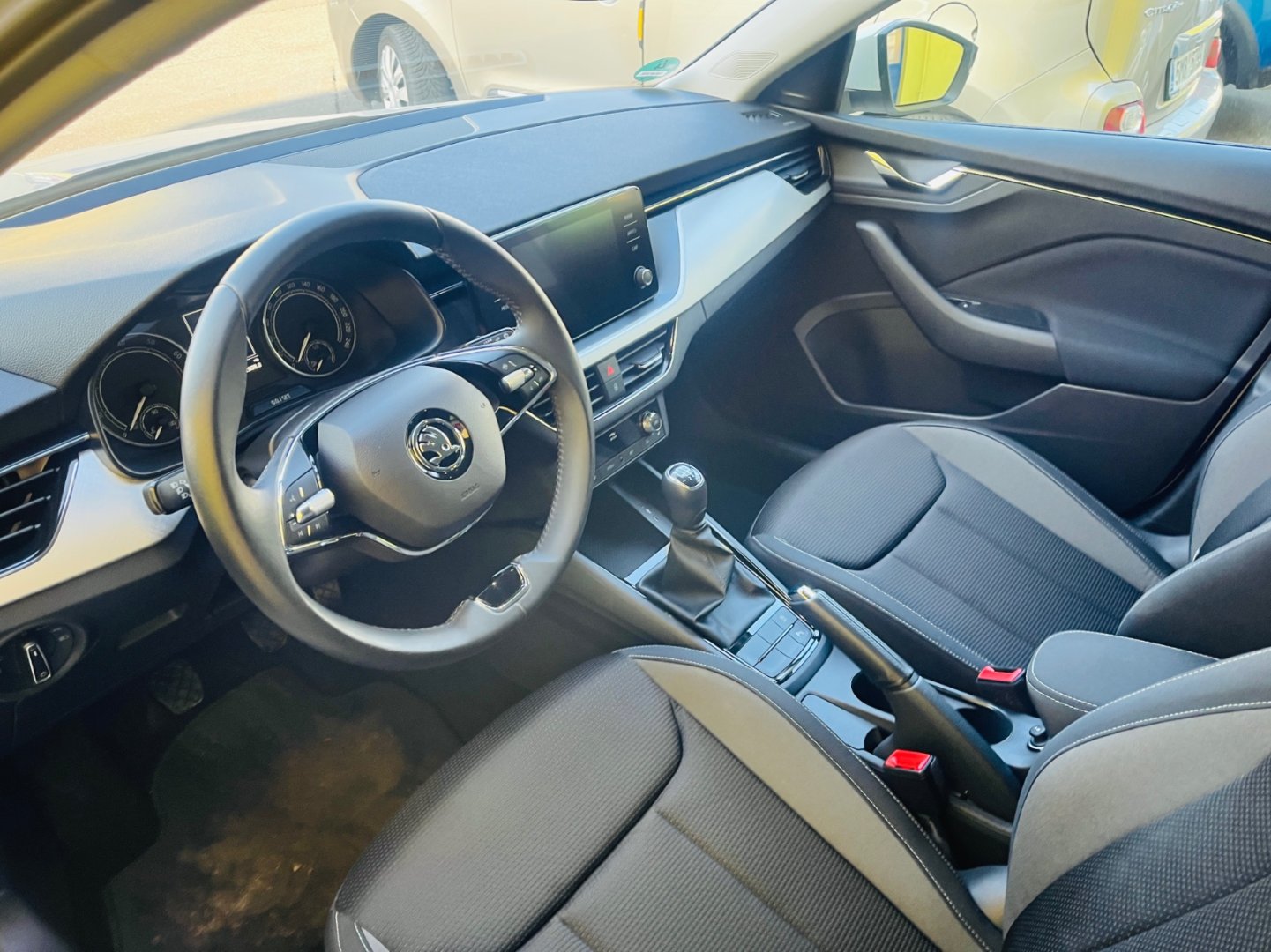 Škoda Scala 1.0 Tsi 81 kW 6 RYCHL VYHŘEV