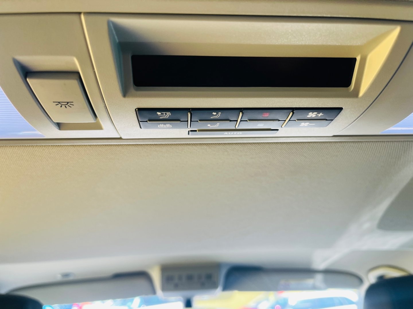 Volkswagen Multivan 2.0 Tdi 4x4 AUTOMAT 7 MÍST HIG
