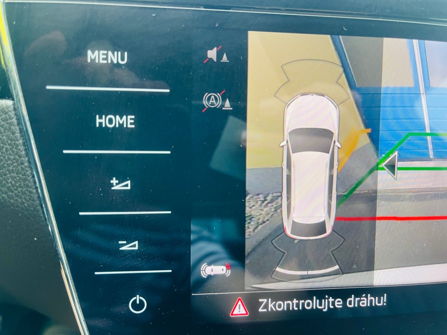 Škoda Superb 2.0 Tdi 140 kW DSG 4x4 LAURIN