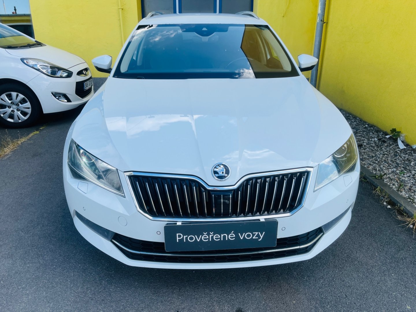 Škoda Superb 2.0 Tdi 140 kW DSG 4x4 LAURIN