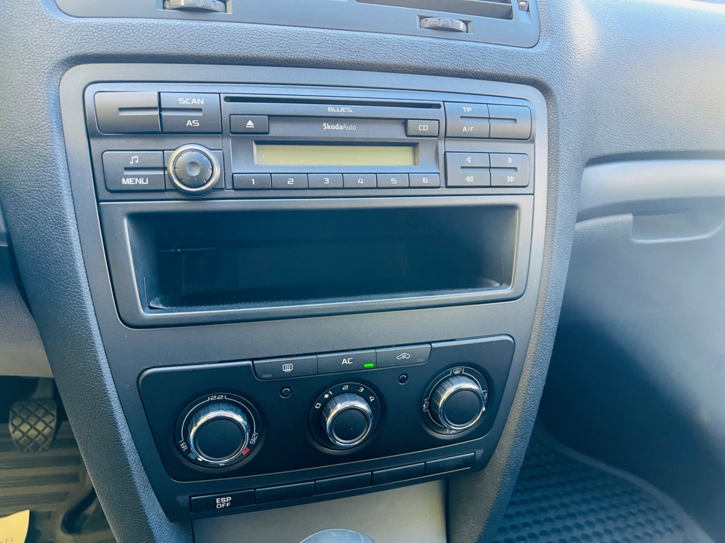 Škoda Octavia 1.9 Tdi 77 kW KLIMA Naj 116 Ti