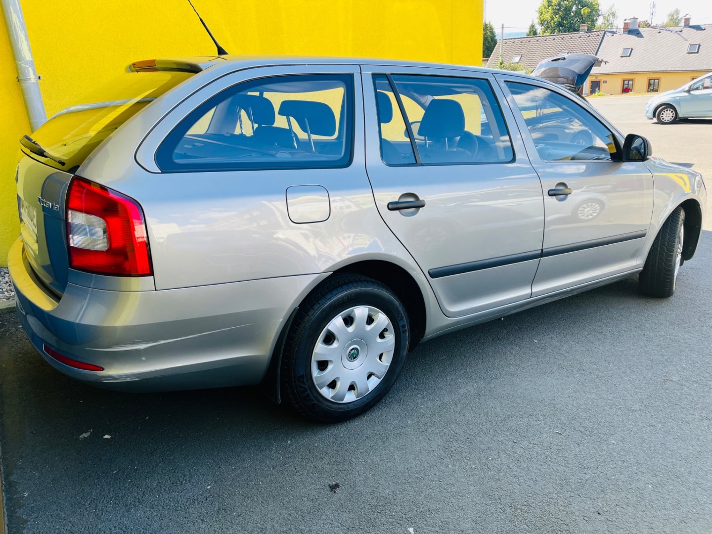 Škoda Octavia 1.9 Tdi 77 kW KLIMA Naj 116 Ti