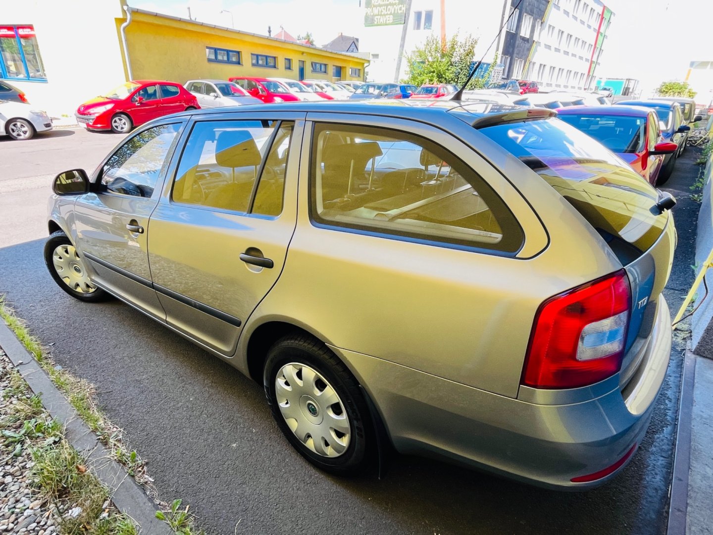 Škoda Octavia 1.9 Tdi 77 kW KLIMA Naj 116 Ti