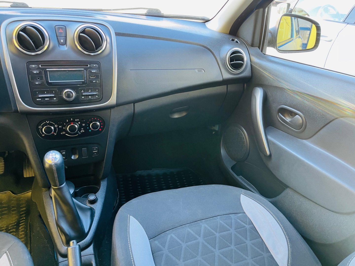 Dacia Sandero 0.9 TCe Arctica STEPWAY