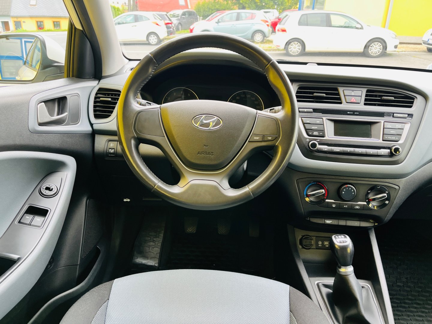 Hyundai i20 1.2 i BENZÍN MALO NAJETO