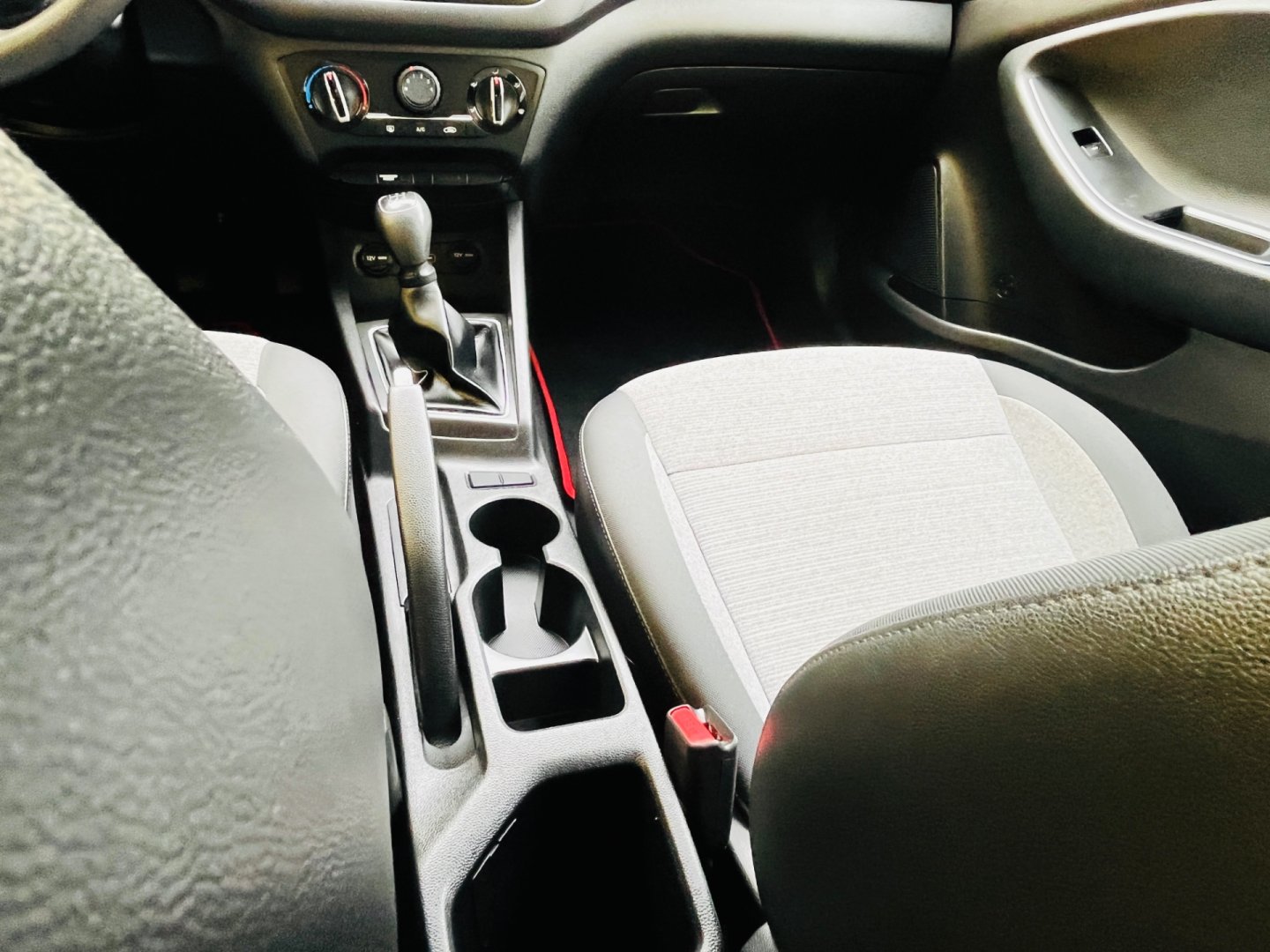 Hyundai i20 1.2 i BENZÍN NAJ JEN 48 TIS KM